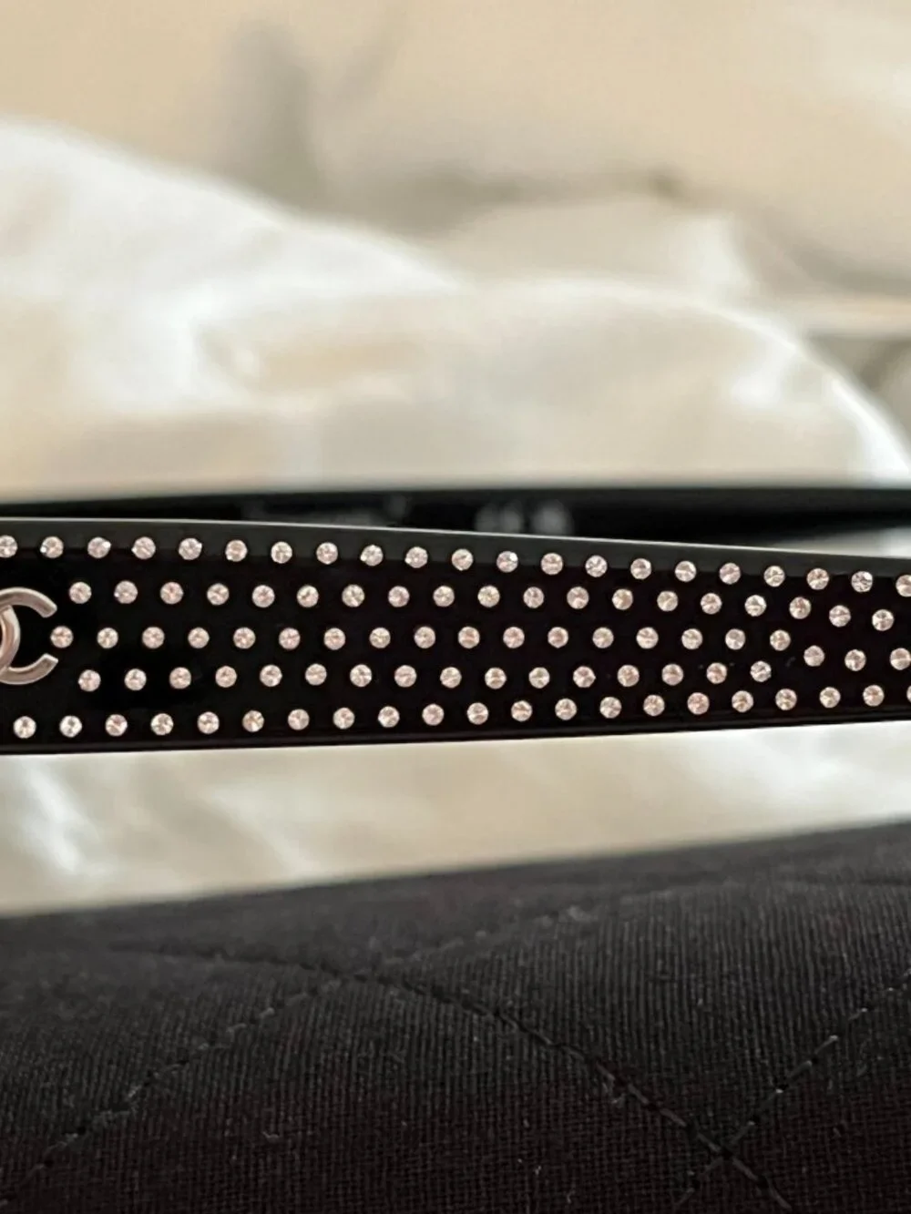 Authentic Chanel A71509 X02569 S4155 Strass Crystal Oval Sunglasses